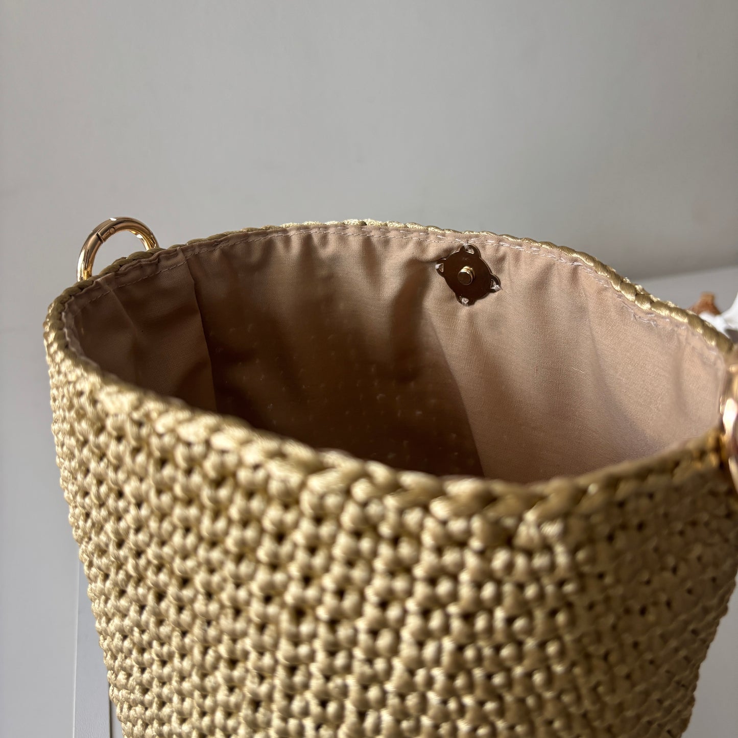 Mochila Agata (champagne)